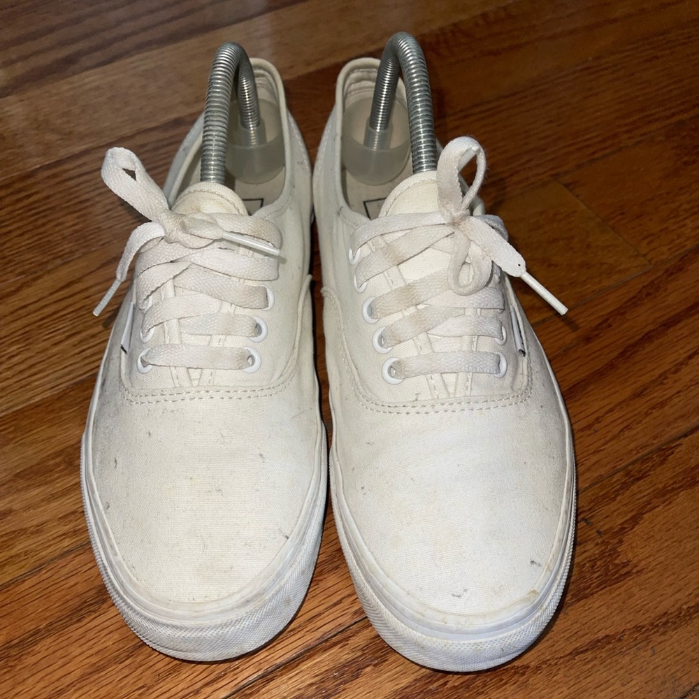 Vans authentic all White Canvas size 8.5 men’s